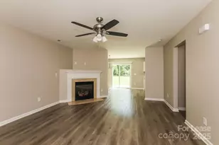 7419 Mary Jo Helms Dr, Charlotte, NC 28215 - Photo 3