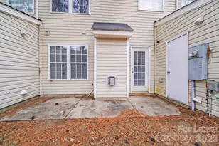 3260 Barons Court Rd, Charlotte, NC 28213 - Photo 23