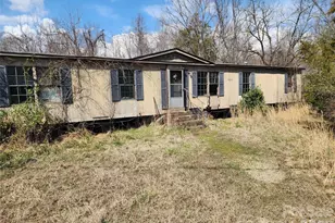 4339 Angel Hill Dr, Newton, NC 28658 - Photo 1