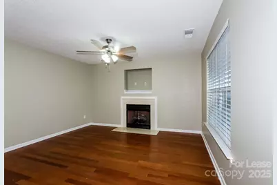 9529 Bradstreet Commons Way, Charlotte, NC 28215 - Photo 3