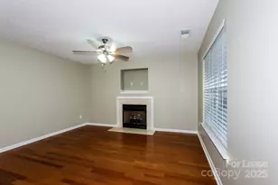 9529 Bradstreet Commons Way, Charlotte, NC 28215 - Photo 3