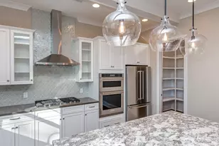 11055 Holiday Cove Dr, Tega Cay, SC 29708 - Photo 9