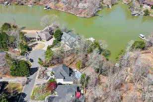 11055 Holiday Cove Dr, Tega Cay, SC 29708 - Photo 33