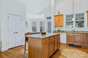 1 Craftsman Cir, Asheville, NC 28805 - Photo 9