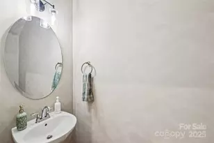 1103 Grays Ml Rd, Charlotte, NC 28215 - Photo 3