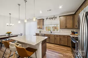 1103 Grays Ml Rd, Charlotte, NC 28215 - Photo 9