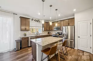 1103 Grays Ml Rd, Charlotte, NC 28215 - Photo 7