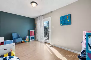 1553 Castell Ln, Hickory, NC 28601 - Photo 19