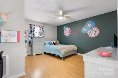 1553 Castell Lane, Hickory, NC 28601 - Photo 21