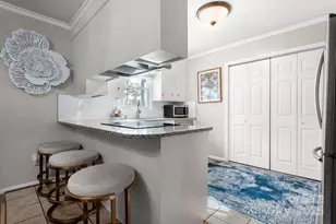 1553 Castell Ln, Hickory, NC 28601 - Photo 7