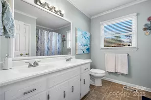 1553 Castell Ln, Hickory, NC 28601 - Photo 17