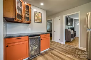 111 Baxter St, Morganton, NC 28655 - Photo 5