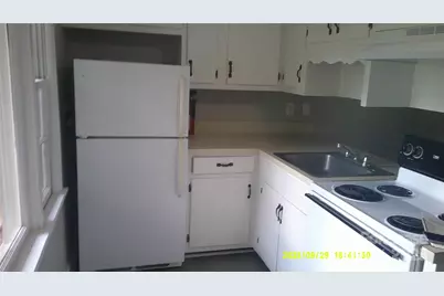 435 Arlington Circle NW #E, Lenoir, NC 28645 - Photo 3