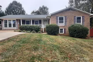 121 Greenview Dr, Kannapolis, NC 28081 - Photo 1