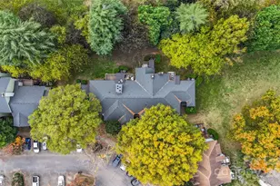 3220 Selwyn Farms Ln, Charlotte, NC 28209 - Photo 29