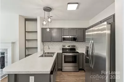 3220 Selwyn Farms Lane, Charlotte, NC 28209 - Photo 11