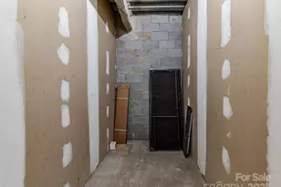 325 Queens Rd, Charlotte, NC 28204 - Photo 25