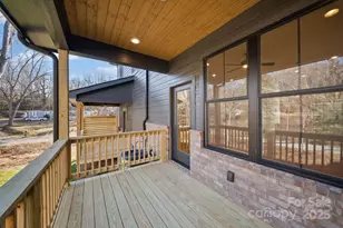 105 Collin Pl, Asheville, NC 28804 - Photo 11