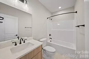 105 Collin Pl, Asheville, NC 28804 - Photo 17