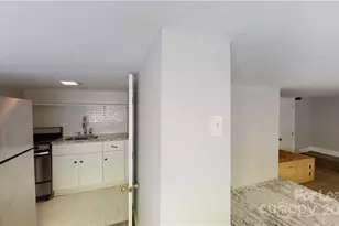 428 Hawthorne Ln, Charlotte, NC 28204 - Photo 11