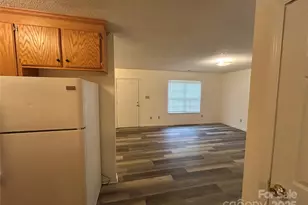 1208 W Walnut Ave, Gastonia, NC 28052 - Photo 19