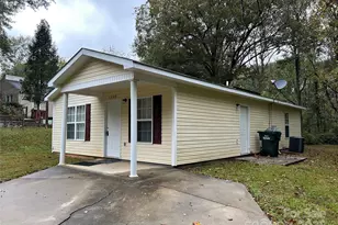 1208 W Walnut Ave, Gastonia, NC 28052 - Photo 3