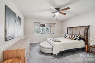 305 N Scarlet Oak Ln, Hendersonville, NC 28791 - Photo 9