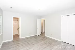 8247 Gera Emma Dr, Charlotte, NC 28215 - Photo 7