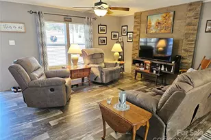 144 River Breeze Dr, Morganton, NC 28655 - Photo 5