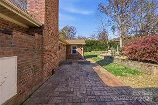 1704 Charles Raper Jonas Hwy, Mount Holly, NC 28120 - Photo 29