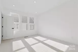 5039 Dutchess Dr, Charlotte, NC 28217 - Photo 13