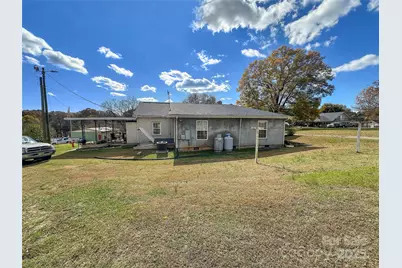 2612 W Dixon Boulevard, Shelby, NC 28152 - Photo 5