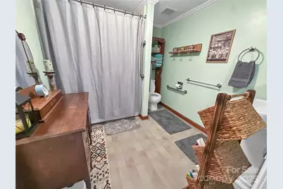 2612 W Dixon Boulevard, Shelby, NC 28152 - Photo 25