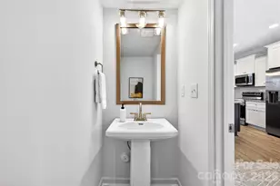 2719 Willow St, Charlotte, NC 28208 - Photo 13