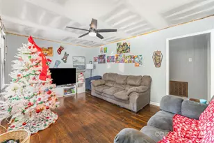 407 Forestway Dr, Mount Holly, NC 28120 - Photo 41