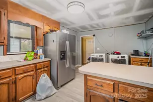 407 Forestway Dr, Mount Holly, NC 28120 - Photo 25