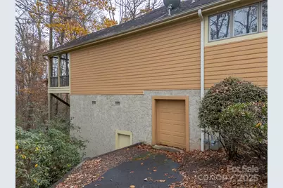 21 Wild Flower Hollow, Hendersonville, NC 28739 - Photo 37