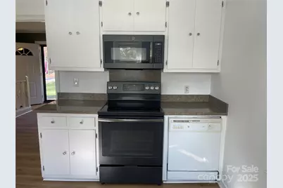613 Gurley Street, Albemarle, NC 28001 - Photo 11