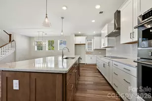 5214 Holw Br Rd, Charlotte, NC 28278 - Photo 7