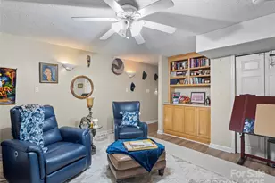 1002 4th St NE, Conover, NC 28613 - Photo 31