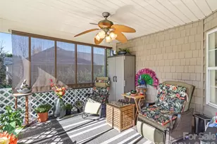 1002 4th St NE, Conover, NC 28613 - Photo 31