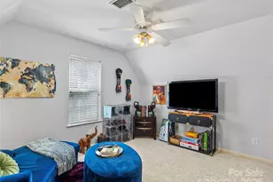 1002 4th St NE, Conover, NC 28613 - Photo 25