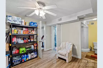 1002 4th Street NE, Conover, NC 28613 - Photo 35