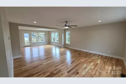 316 S Hill Street, Gastonia, NC 28052 - Photo 11