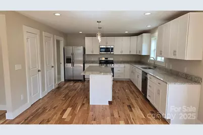 316 S Hill Street, Gastonia, NC 28052 - Photo 7