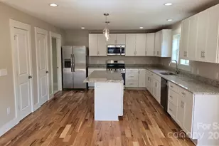 316 S Hill St, Gastonia, NC 28052 - Photo 7