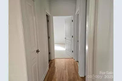 6423 Ridgeview Commons Drive, Charlotte, NC 28269 - Photo 13