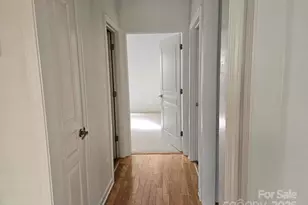 6423 Ridgeview Commons Dr, Charlotte, NC 28269 - Photo 13