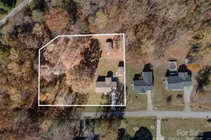 128 Oakley Dr, Gastonia, NC 28052 - Photo 3