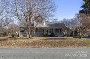 1229 Poplar St, Albemarle, NC 28001 - Photo 13